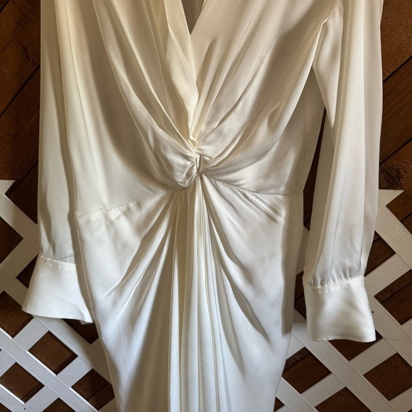 FRAME Revolve Twisted Wrap Shirt dress in Off-White size S - Picture 5 of 16
